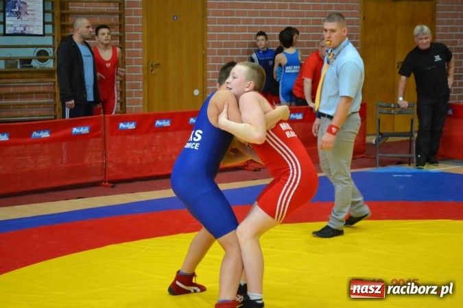 Zdjęcie w galerii na portalu naszraciborz.pl: Unici zdominowali Memoriał Czai wiadomości z regionu