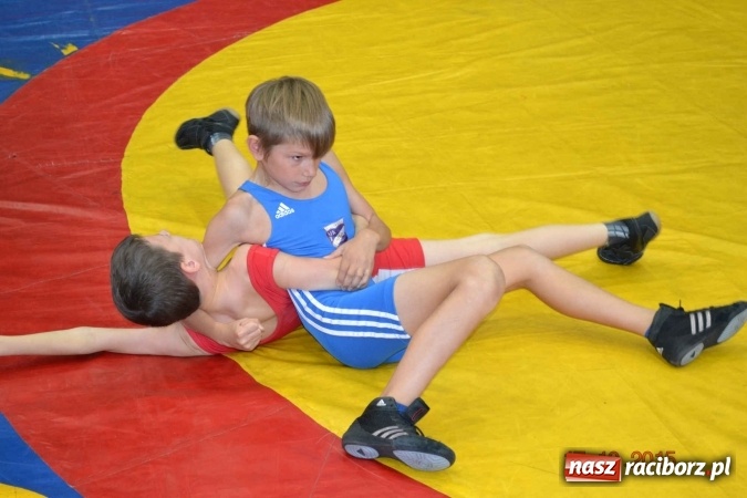 Zdjęcie w galerii na portalu naszraciborz.pl: Unici zdominowali Memoriał Czai wiadomości z regionu