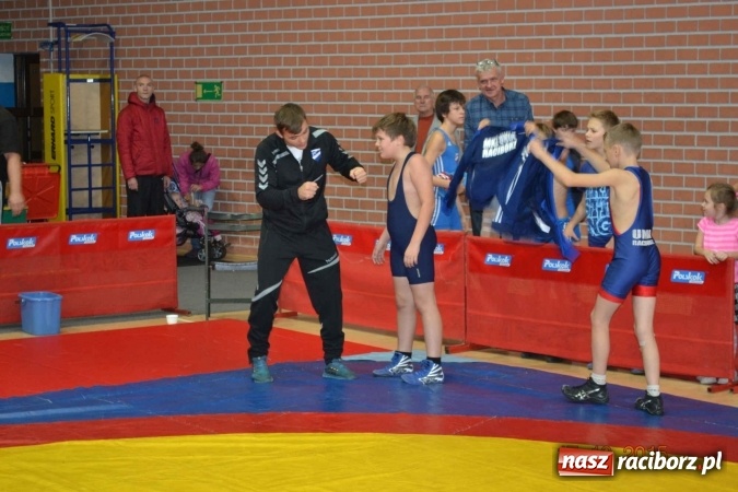 Zdjęcie w galerii na portalu naszraciborz.pl: Unici zdominowali Memoriał Czai wiadomości z regionu