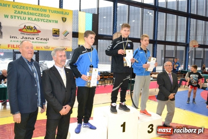 Zdjęcie w galerii na portalu naszraciborz.pl: Unici zdominowali Memoriał Czai wiadomości z regionu