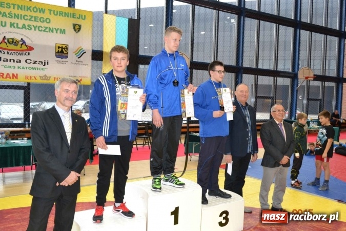 Zdjęcie w galerii na portalu naszraciborz.pl: Unici zdominowali Memoriał Czai wiadomości z regionu