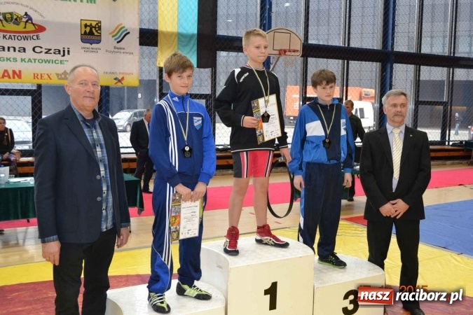 Zdjęcie w galerii na portalu naszraciborz.pl: Unici zdominowali Memoriał Czai wiadomości z regionu