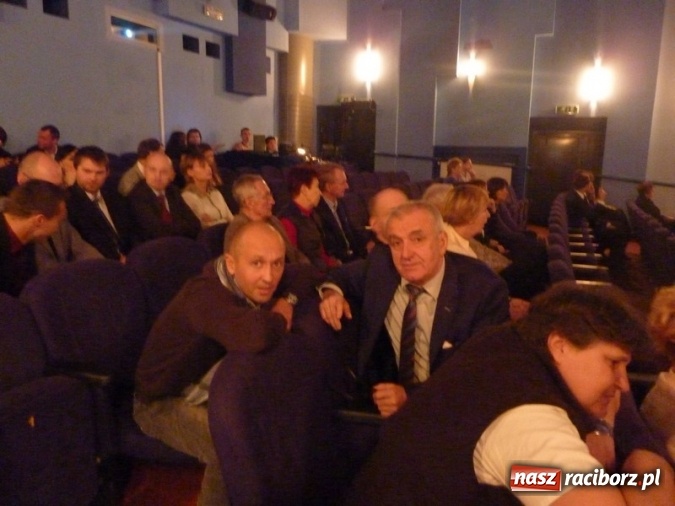 Zdjęcie w galerii na portalu naszraciborz.pl: Sport szkolny. Nie ma takiego miasta na Śląsku wiadomości z regionu