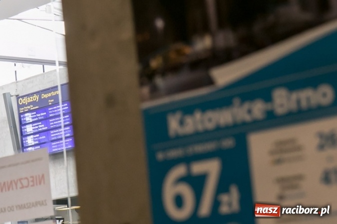 Zdjęcie w galerii na portalu naszraciborz.pl: Kolejami Śląskimi do południowych sąsiadów - z Katowic i Raciborza wiadomości z regionu