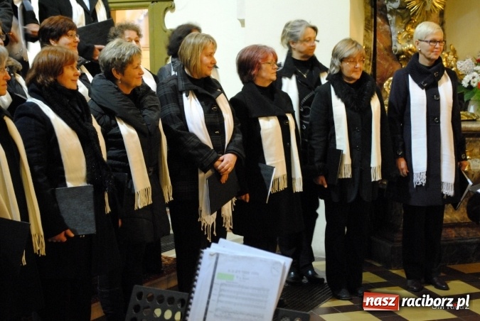 Zdjęcie w galerii na portalu naszraciborz.pl: Chór Bilovec wystąpił w Kietrzu wiadomości z regionu
