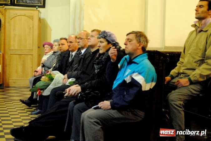 Zdjęcie w galerii na portalu naszraciborz.pl: Chór Bilovec wystąpił w Kietrzu wiadomości z regionu