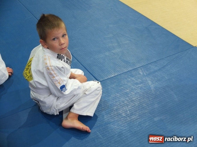 Zdjęcie w galerii na portalu naszraciborz.pl: Medale dla najmłodszych Łamatorów na początek sezonu wiadomości z regionu