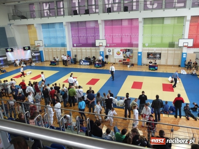 Zdjęcie w galerii na portalu naszraciborz.pl: Medale dla najmłodszych Łamatorów na początek sezonu wiadomości z regionu