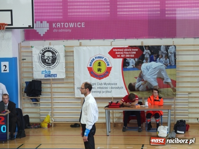 Zdjęcie w galerii na portalu naszraciborz.pl: Medale dla najmłodszych Łamatorów na początek sezonu wiadomości z regionu