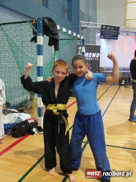 Zdjęcie w galerii na portalu naszraciborz.pl: Medale dla najmłodszych Łamatorów na początek sezonu wiadomości z regionu