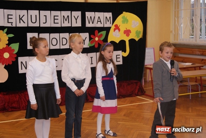 Zdjęcie w galerii na portalu naszraciborz.pl: Podwójne szkolne święto w Studziennej  wiadomości z regionu