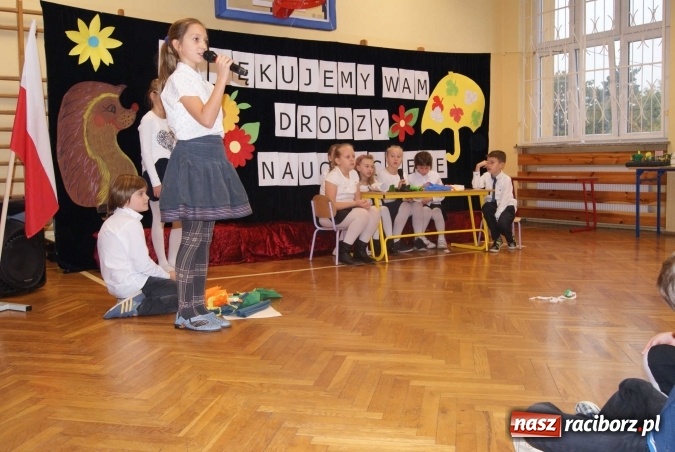 Zdjęcie w galerii na portalu naszraciborz.pl: Podwójne szkolne święto w Studziennej  wiadomości z regionu