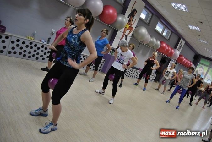 Zdjęcie w galerii na portalu naszraciborz.pl:  Wiek nie ma znaczenia – liczą się marzenia, czyli Europejski Dzień Seniora w Akademii Fitness wiadomości z regionu