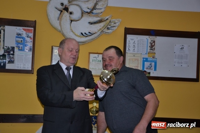 Zdjęcie w galerii na portalu naszraciborz.pl: Tworków. Zakończył się sezon lotowy gołębi wiadomości z regionu