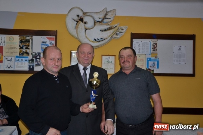 Zdjęcie w galerii na portalu naszraciborz.pl: Tworków. Zakończył się sezon lotowy gołębi wiadomości z regionu