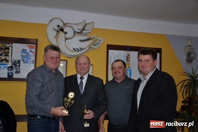 Zdjęcie w galerii na portalu naszraciborz.pl: Tworków. Zakończył się sezon lotowy gołębi wiadomości z regionu