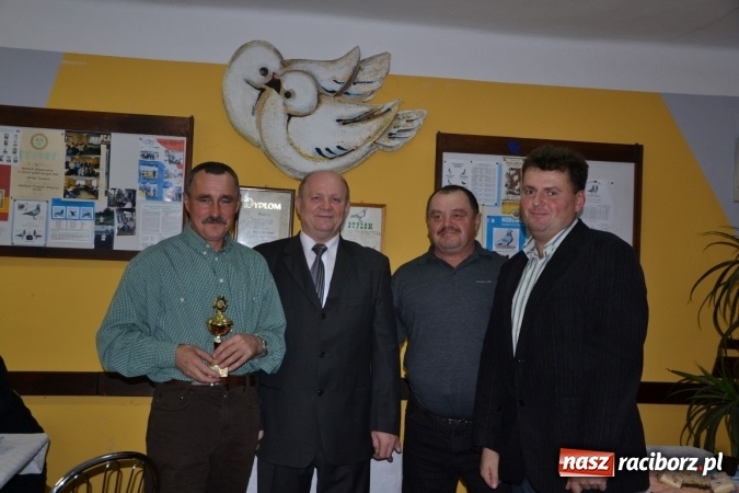 Zdjęcie w galerii na portalu naszraciborz.pl: Tworków. Zakończył się sezon lotowy gołębi wiadomości z regionu