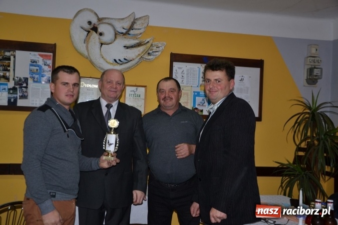 Zdjęcie w galerii na portalu naszraciborz.pl: Tworków. Zakończył się sezon lotowy gołębi wiadomości z regionu