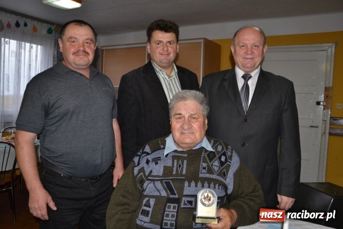 Zdjęcie w galerii na portalu naszraciborz.pl: Tworków. Zakończył się sezon lotowy gołębi wiadomości z regionu