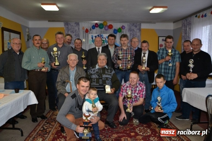 Zdjęcie w galerii na portalu naszraciborz.pl: Tworków. Zakończył się sezon lotowy gołębi wiadomości z regionu