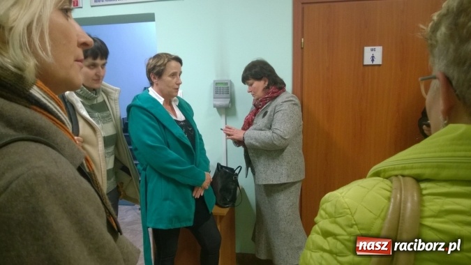 Zdjęcie w galerii na portalu naszraciborz.pl: Radni rozmawiali o szpitalu. Pracownikom kazano pozostać za drzwiami! wiadomości z regionu