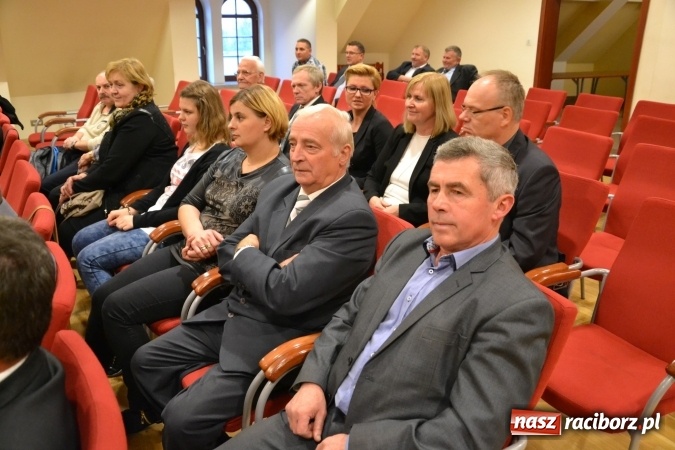 Zdjęcie w galerii na portalu naszraciborz.pl: Tu mieszkam, tu zmieniam - aktywni mieszkańcy gminy Krzanowice spotkali się na zamku wiadomości z regionu