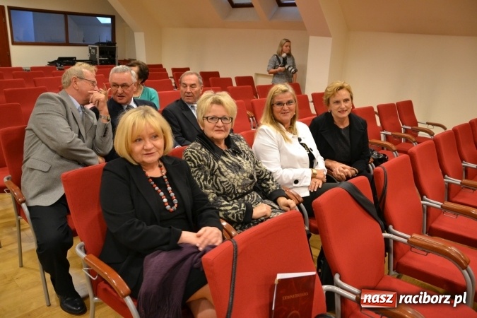 Zdjęcie w galerii na portalu naszraciborz.pl: Tu mieszkam, tu zmieniam - aktywni mieszkańcy gminy Krzanowice spotkali się na zamku wiadomości z regionu