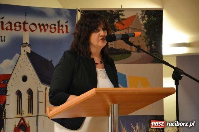 Zdjęcie w galerii na portalu naszraciborz.pl: Tu mieszkam, tu zmieniam - aktywni mieszkańcy gminy Krzanowice spotkali się na zamku wiadomości z regionu