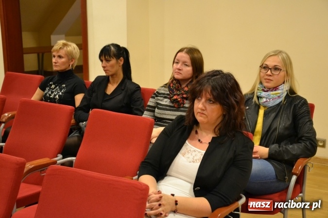 Zdjęcie w galerii na portalu naszraciborz.pl: Tu mieszkam, tu zmieniam - aktywni mieszkańcy gminy Krzanowice spotkali się na zamku wiadomości z regionu