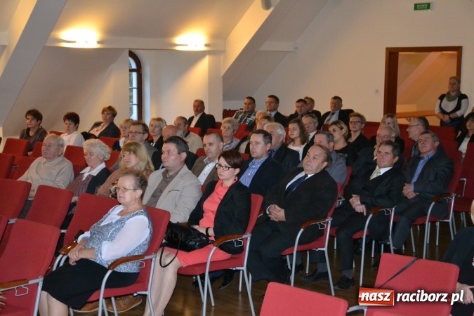 Zdjęcie w galerii na portalu naszraciborz.pl: Tu mieszkam, tu zmieniam - aktywni mieszkańcy gminy Krzanowice spotkali się na zamku wiadomości z regionu