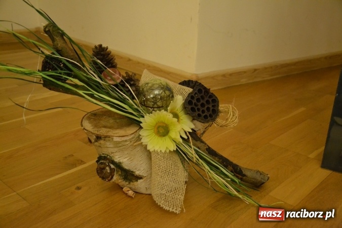 Zdjęcie w galerii na portalu naszraciborz.pl: Tu mieszkam, tu zmieniam - aktywni mieszkańcy gminy Krzanowice spotkali się na zamku wiadomości z regionu