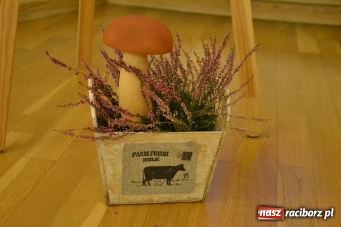 Zdjęcie w galerii na portalu naszraciborz.pl: Tu mieszkam, tu zmieniam - aktywni mieszkańcy gminy Krzanowice spotkali się na zamku wiadomości z regionu