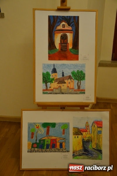 Zdjęcie w galerii na portalu naszraciborz.pl: Tu mieszkam, tu zmieniam - aktywni mieszkańcy gminy Krzanowice spotkali się na zamku wiadomości z regionu