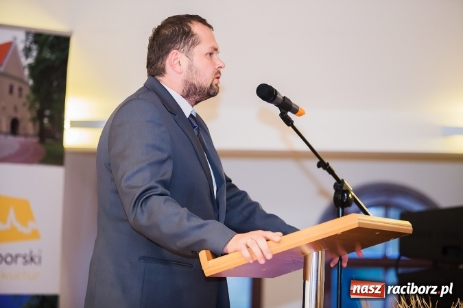 Zdjęcie w galerii na portalu naszraciborz.pl: Tu mieszkam, tu zmieniam - aktywni mieszkańcy gminy Krzanowice spotkali się na zamku wiadomości z regionu