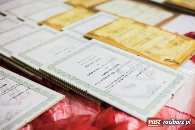 Zdjęcie w galerii na portalu naszraciborz.pl: Tu mieszkam, tu zmieniam - aktywni mieszkańcy gminy Krzanowice spotkali się na zamku wiadomości z regionu