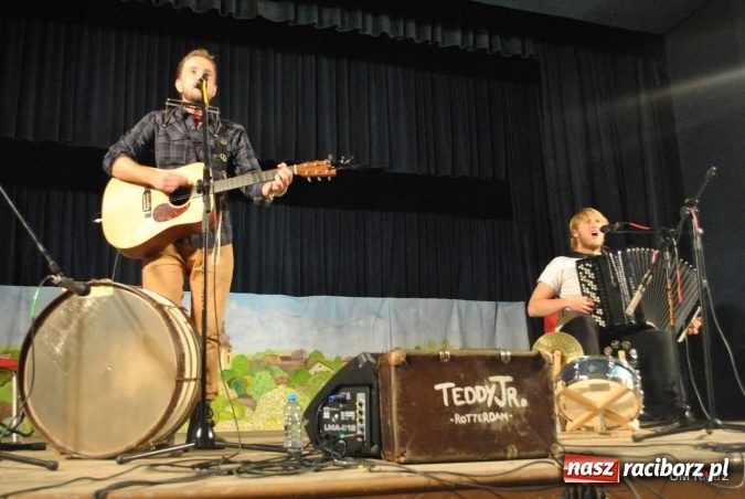 Zdjęcie w galerii na portalu naszraciborz.pl: Teddy Junior na koncercie w Kietrzu wiadomości z regionu