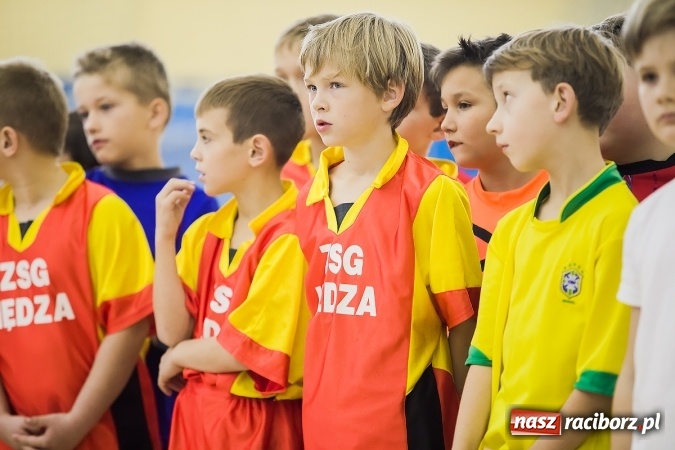 Zdjęcie w galerii na portalu naszraciborz.pl: Z podwórka na stadion o Puchar Tymbarku w Pietrowicach Wielkich wiadomości z regionu