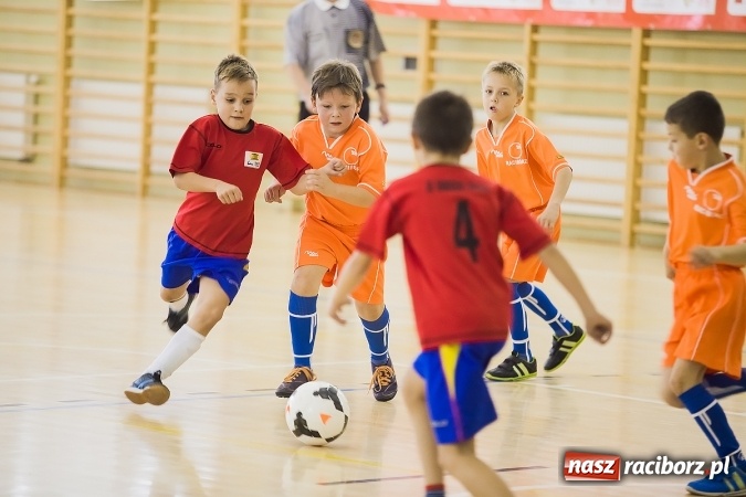 Zdjęcie w galerii na portalu naszraciborz.pl: Z podwórka na stadion o Puchar Tymbarku w Pietrowicach Wielkich wiadomości z regionu