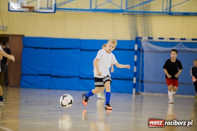 Zdjęcie w galerii na portalu naszraciborz.pl: Z podwórka na stadion o Puchar Tymbarku w Pietrowicach Wielkich wiadomości z regionu