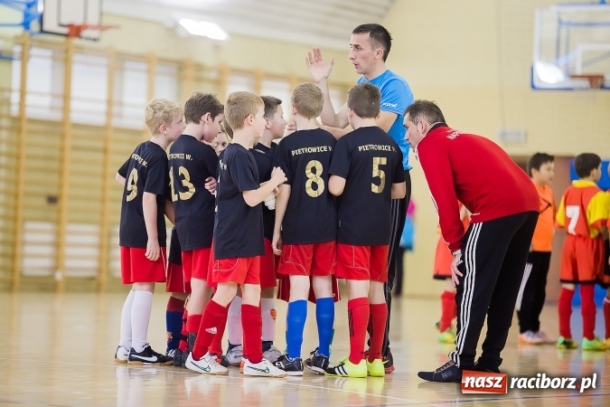 Zdjęcie w galerii na portalu naszraciborz.pl: Z podwórka na stadion o Puchar Tymbarku w Pietrowicach Wielkich wiadomości z regionu