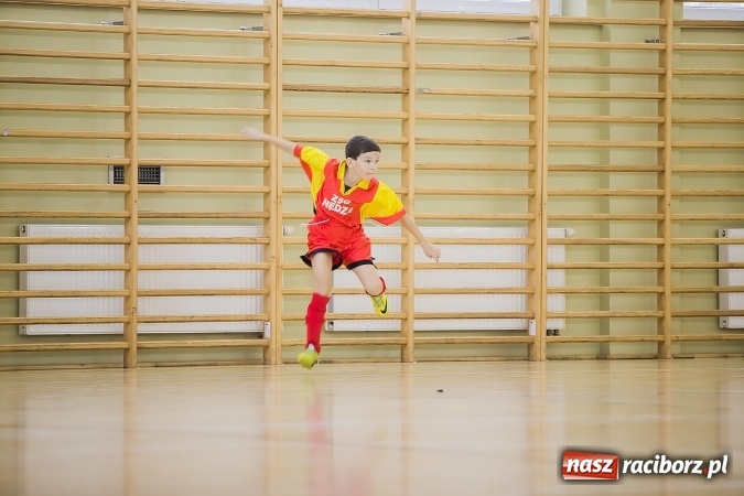 Zdjęcie w galerii na portalu naszraciborz.pl: Z podwórka na stadion o Puchar Tymbarku w Pietrowicach Wielkich wiadomości z regionu