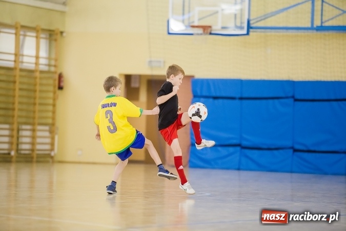 Zdjęcie w galerii na portalu naszraciborz.pl: Z podwórka na stadion o Puchar Tymbarku w Pietrowicach Wielkich wiadomości z regionu