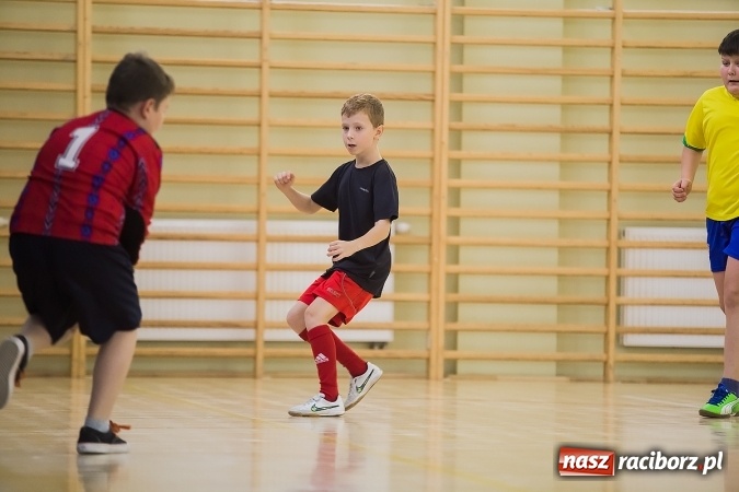 Zdjęcie w galerii na portalu naszraciborz.pl: Z podwórka na stadion o Puchar Tymbarku w Pietrowicach Wielkich wiadomości z regionu