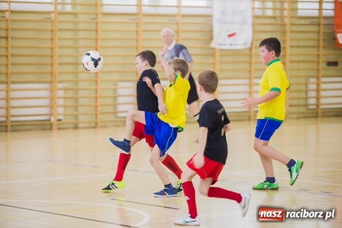 Zdjęcie w galerii na portalu naszraciborz.pl: Z podwórka na stadion o Puchar Tymbarku w Pietrowicach Wielkich wiadomości z regionu
