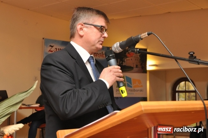 Zdjęcie w galerii na portalu naszraciborz.pl: Wkręceni w wiatraki próbują się wykręcić – ciąg dalszy sprawy krzanowickiej farmy wiatrowej wiadomości z regionu