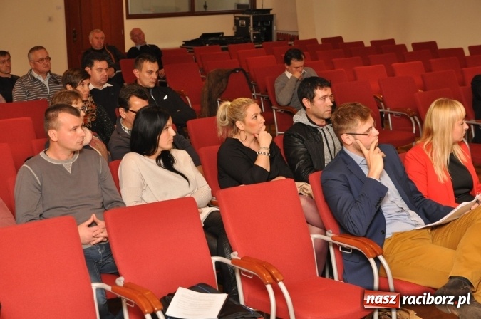 Zdjęcie w galerii na portalu naszraciborz.pl: Wkręceni w wiatraki próbują się wykręcić – ciąg dalszy sprawy krzanowickiej farmy wiatrowej wiadomości z regionu