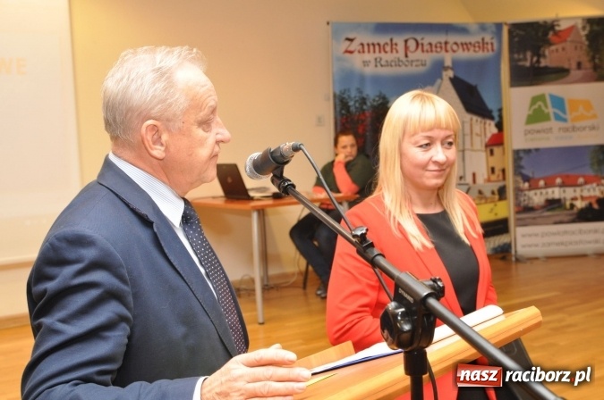 Zdjęcie w galerii na portalu naszraciborz.pl: Wkręceni w wiatraki próbują się wykręcić – ciąg dalszy sprawy krzanowickiej farmy wiatrowej wiadomości z regionu