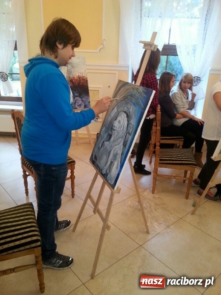 Zdjęcie w galerii na portalu naszraciborz.pl: W Pałacu Wojnowice odbył się plener malarski. Efekty można obejrzeć dziś na wernisażu wiadomości z regionu