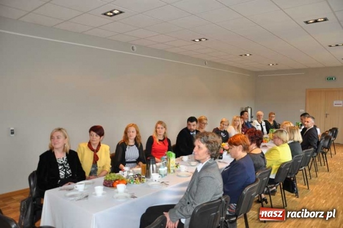 Zdjęcie w galerii na portalu naszraciborz.pl: Spotkanie przedstawicieli samorządu gminy Kuźnia Raciborska z nauczycielami wiadomości z regionu