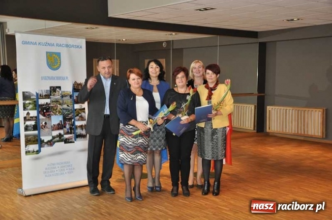 Zdjęcie w galerii na portalu naszraciborz.pl: Spotkanie przedstawicieli samorządu gminy Kuźnia Raciborska z nauczycielami wiadomości z regionu